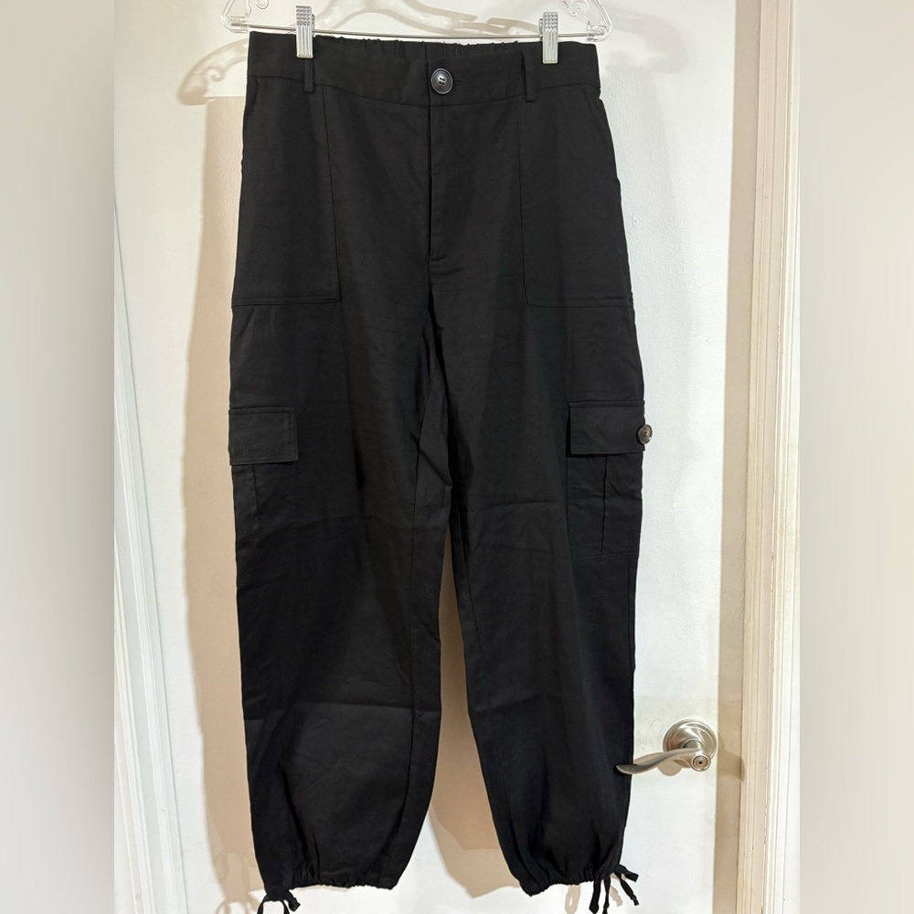 Black cargo pants